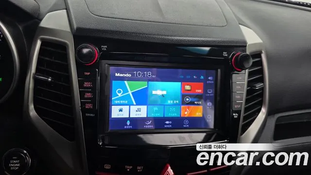 KGM Tivoli 2016 thumb 4