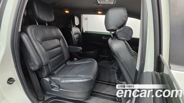 KGM Korando 2018 thumb 2