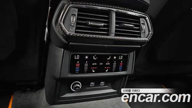 Lamborghini Urus 2024 thumb 6