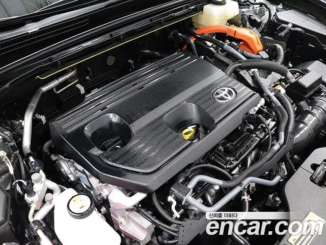 Toyota Crown Crossover 2025 thumb 11