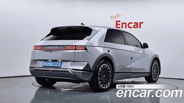 Hyundai Ioniq5 2021 thumb 5