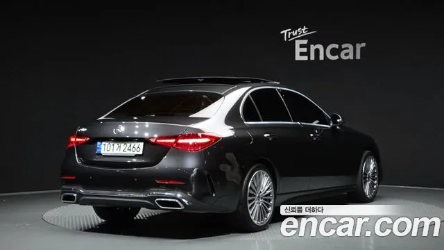 Mercedes-Benz C-Class 2022 thumb 8