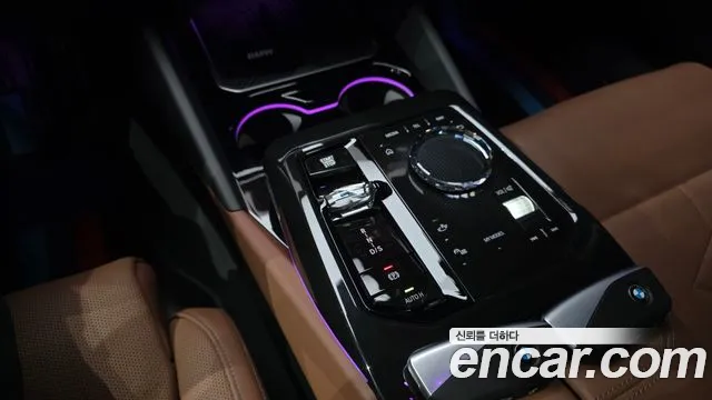 BMW 5 серии 2025 thumb 6