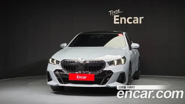 BMW 5 серии 2025 thumb 8