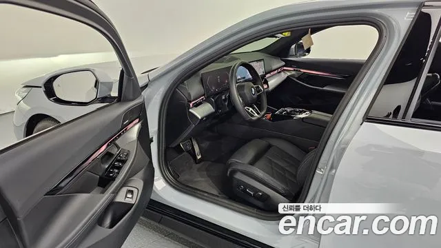 BMW 5 серии 2026 thumb 9