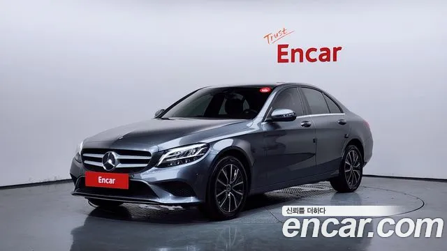 Mercedes-Benz C-Class 2019 thumb 8