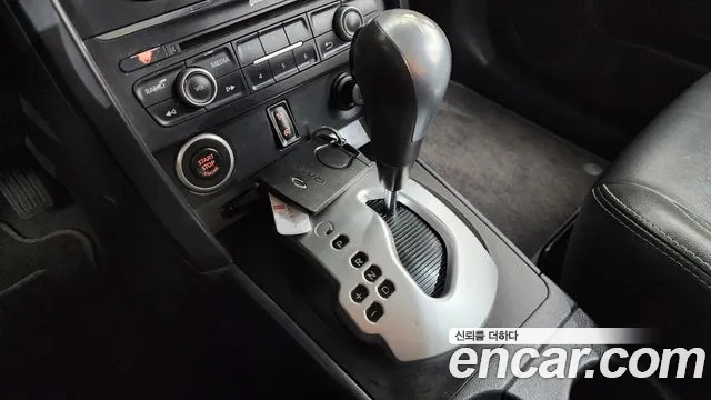 Renault QM5 2014 thumb 4