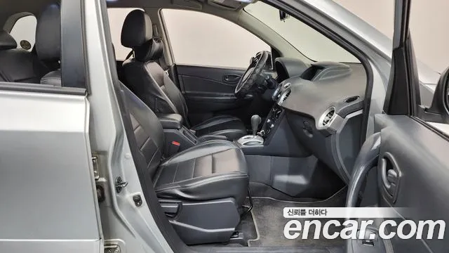 Renault QM5 2014 thumb 10