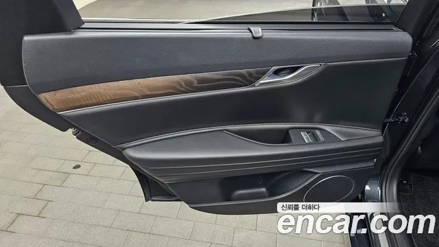 Genesis G80 2020 thumb 10
