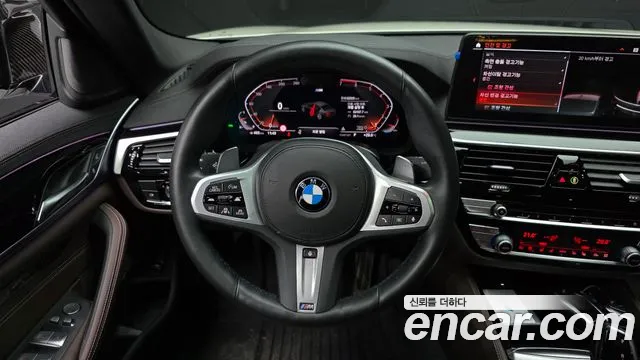 BMW 5 серии 2022 thumb 3
