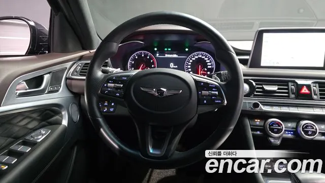 Genesis G70 2019 thumb 12