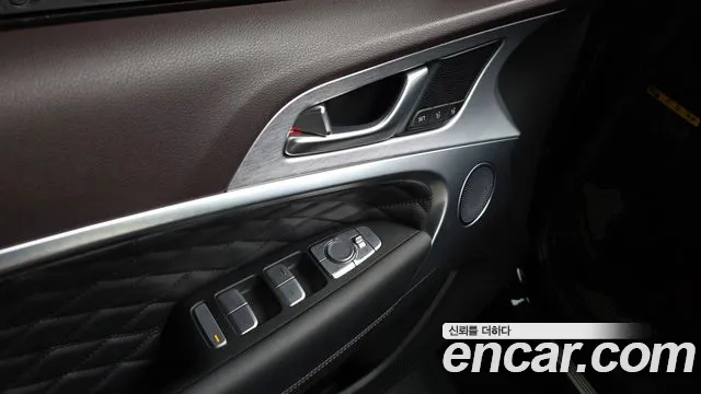 Genesis G70 2019 thumb 9