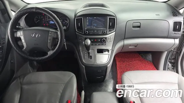 Hyundai Staria 2018 thumb 10