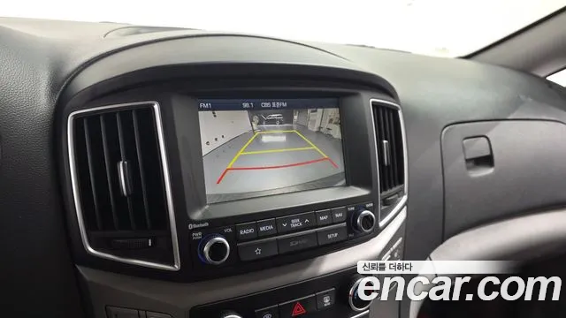 Hyundai Staria 2018 thumb 12