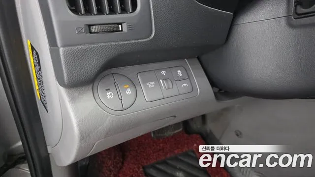Hyundai Staria 2018 thumb 8
