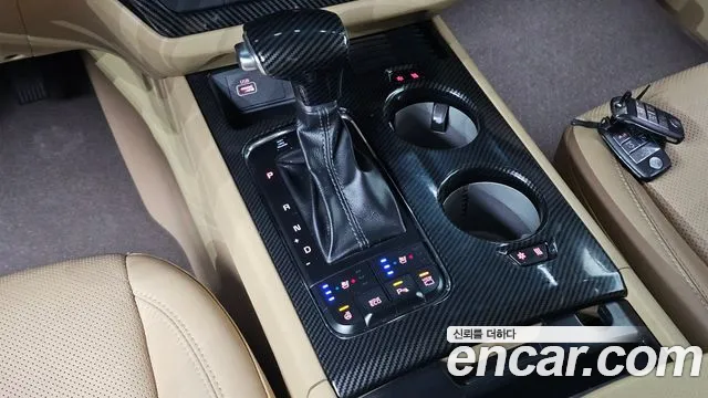 Kia Carnival 2017 thumb 6