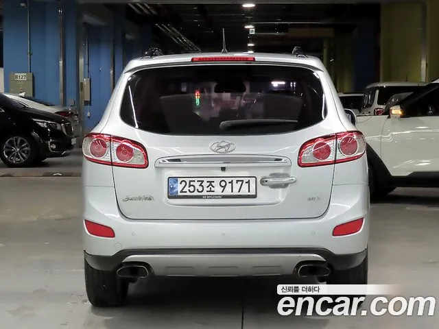 Hyundai Санта Фе 2012 thumb 11