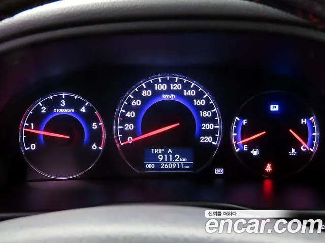 Hyundai Санта Фе 2012 thumb 12