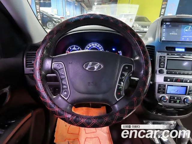 Hyundai Санта Фе 2012 thumb 9