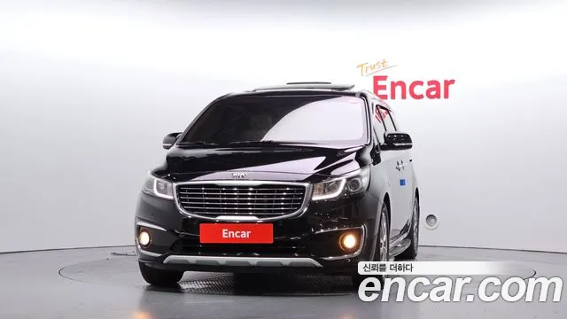 Kia Carnival 2015 thumb 12