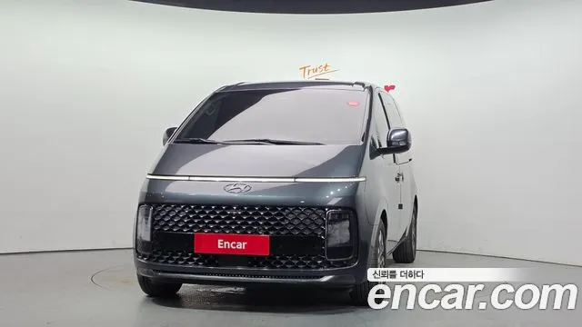 Hyundai Staria 2021 thumb 10