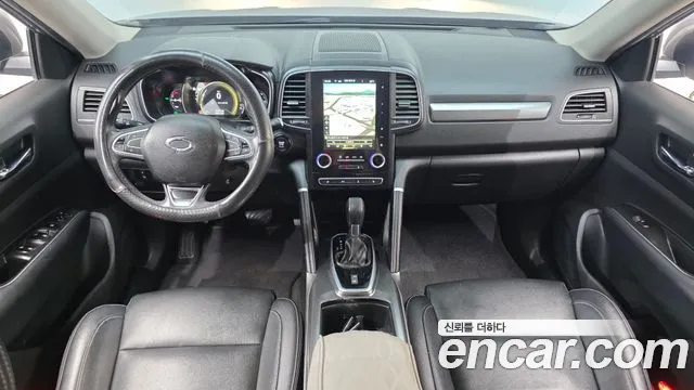 Renault QM6 2016 thumb 10