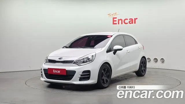 Kia Pride 2015 thumb 2