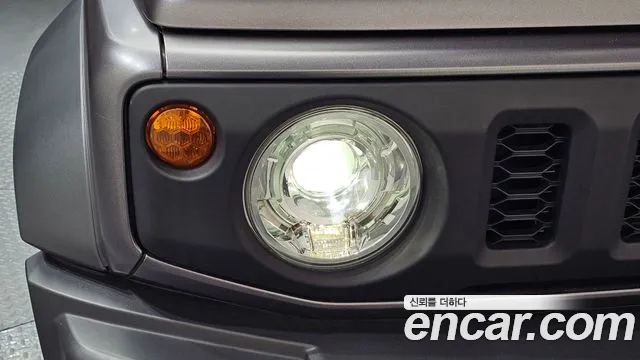 Suzuki Jimny 2021 thumb 8