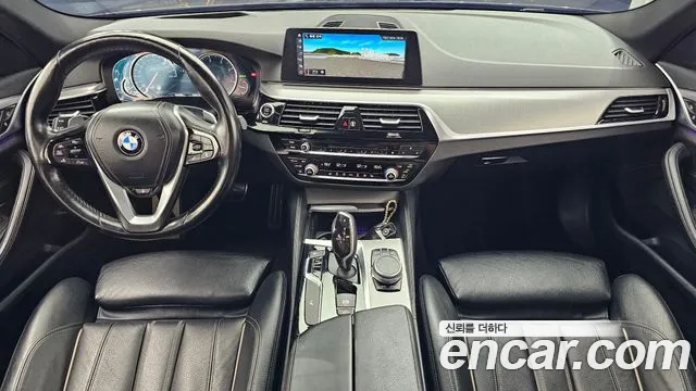 BMW 5 серии 2017 thumb 8