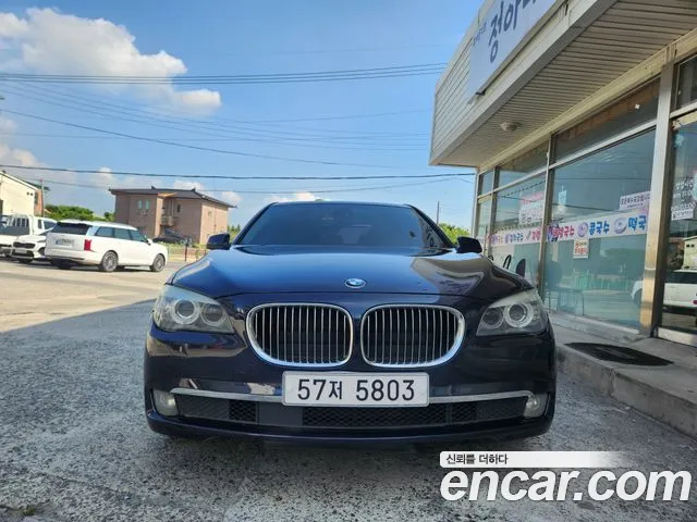 BMW 7 серии 2011 thumb 3