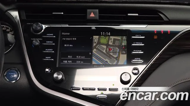 Toyota Camry 2018 thumb 10