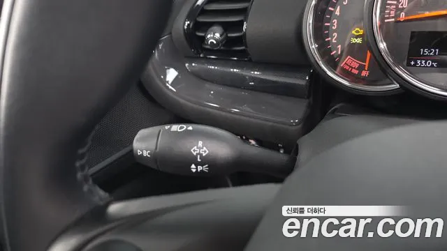 Mini Clubman 2019 thumb 10