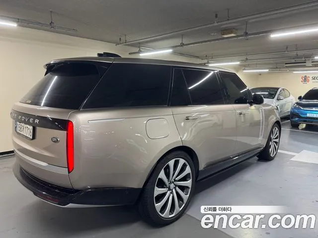 Land Rover Range Rover 2023 thumb 6