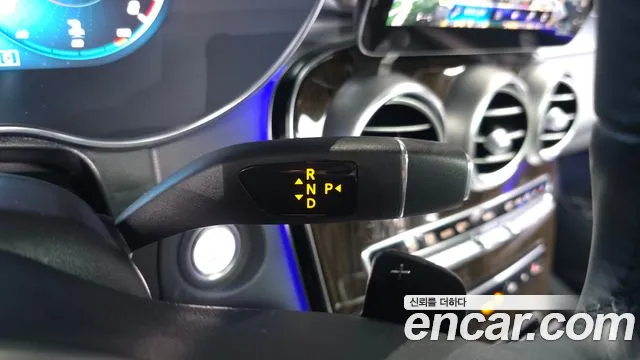 Mercedes-Benz GLC 2020 thumb 2