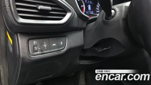 Hyundai Santa Fe 2019 thumb 7