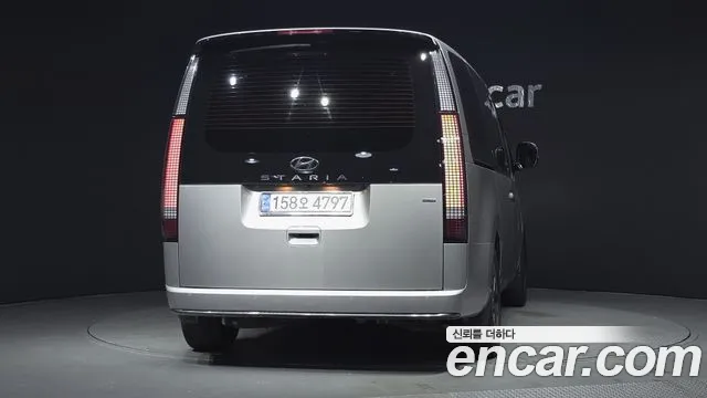 Hyundai Staria 2022 thumb 8