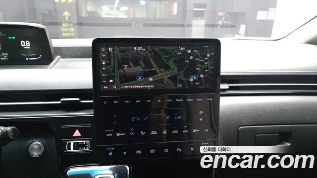 Hyundai Staria 2022 thumb 11