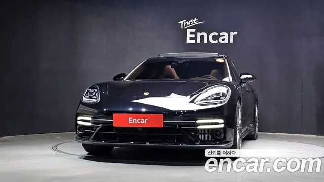 Porsche Panamera 2023 thumb 9