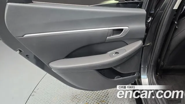 Hyundai Sonata 2022 thumb 2