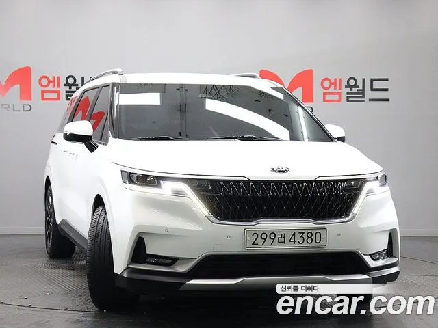 Kia Carnival 2021 thumb 9