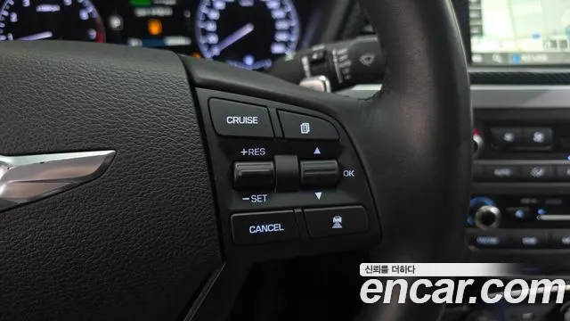 Hyundai Genesis 2014 thumb 3