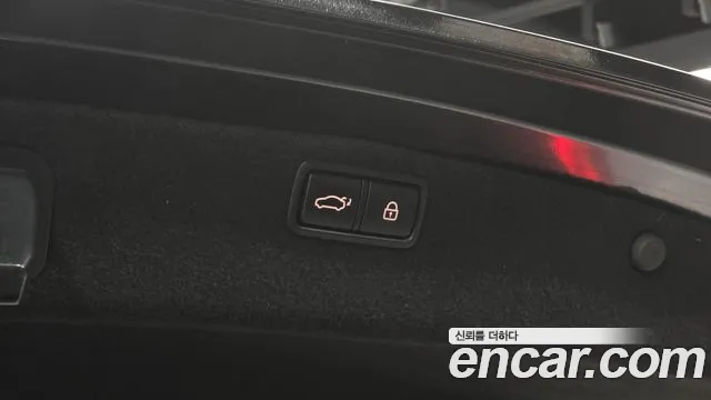 Hyundai Genesis 2014 thumb 10