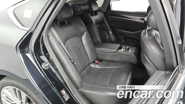 Hyundai Genesis 2016 thumb 6