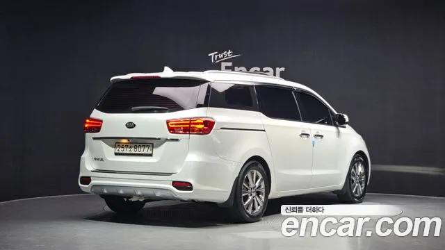 Kia Carnival 2020 thumb 9