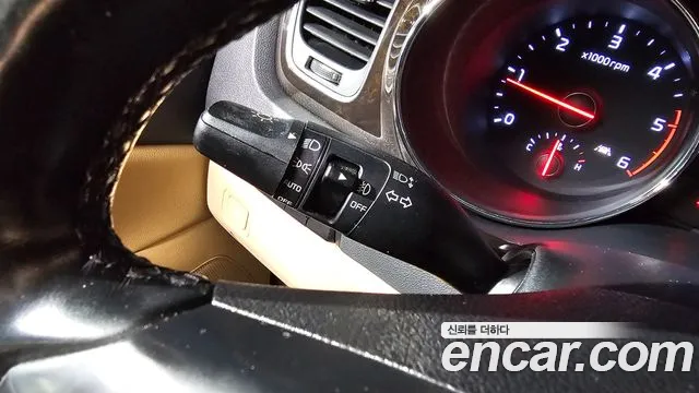 Kia Carnival 2020 thumb 3