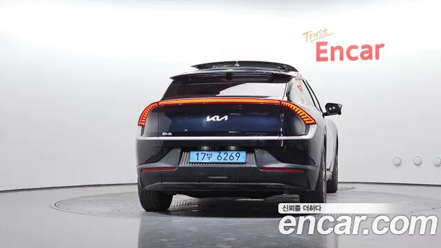 Kia EV6 2022 thumb 12