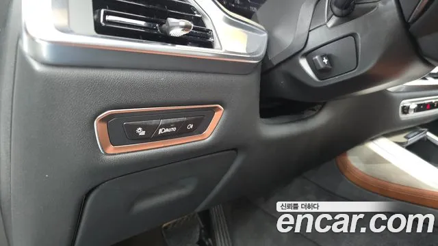 BMW X7 2025 thumb 8