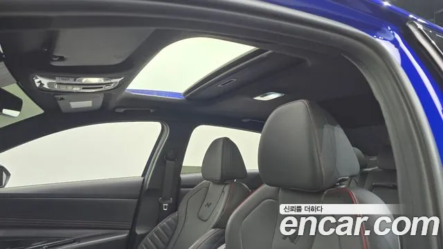 Hyundai Elantra 2023 thumb 9