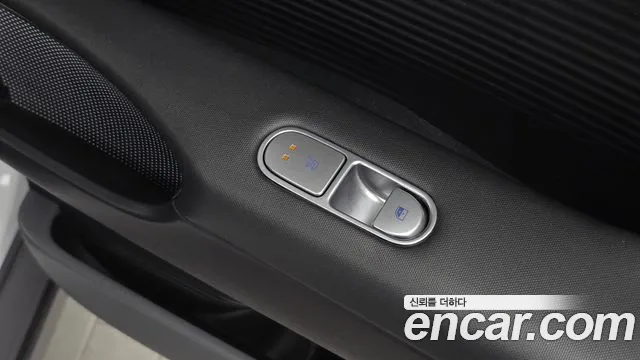 Hyundai Ioniq6 2022 thumb 4