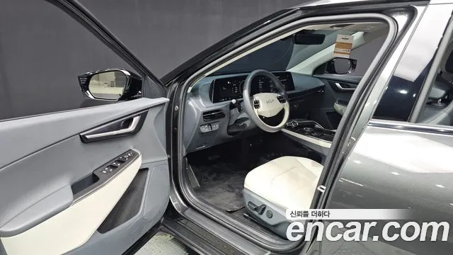 Kia EV6 2022 thumb 11